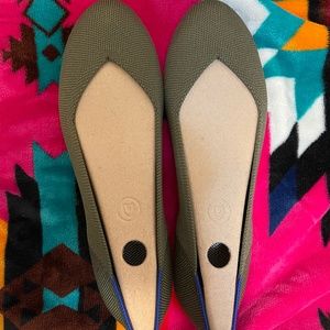 New Rothy’s Cypress flats Size 9